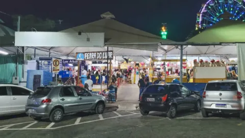 imagem capa Feira do Luar em Caldas Novas: Artesanato e Gastronomia