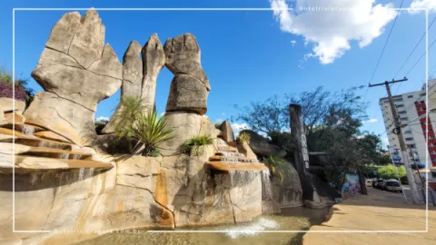Monumento das Águas: Cartão-Postal de Caldas Novas