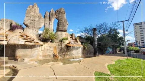 Monumento das Águas: Cartão-Postal de Caldas Novas