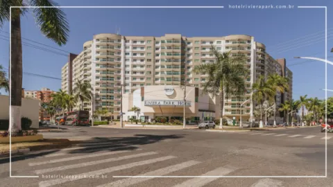 Por Que Escolher um Hotel com Piscina Aquecida em Caldas Novas