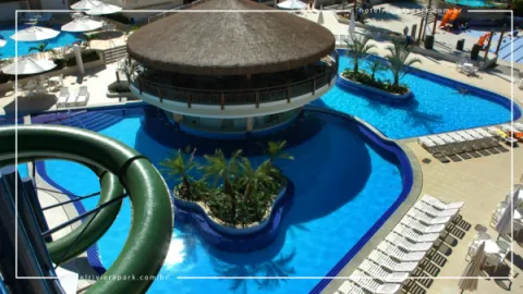 Clube Privé em Caldas Novas: Piscinas e Toboáguas