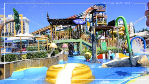 Clube Privé em Caldas Novas: Piscinas e Toboáguas