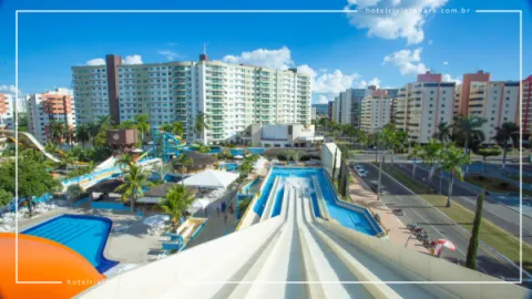 Clube Privé em Caldas Novas: Piscinas e Toboáguas