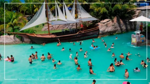 Náutico Praia Clube em Caldas Novas: Torre de Toboáguas