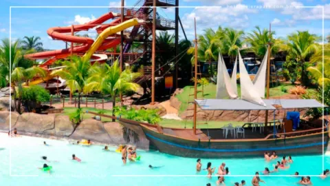 Náutico Praia Clube em Caldas Novas: Torre de Toboáguas