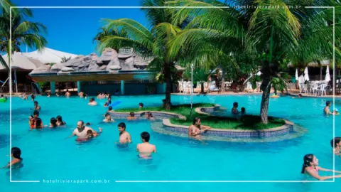 Náutico Praia Clube em Caldas Novas: Torre de Toboáguas