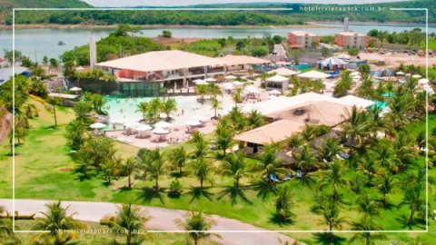 Náutico Praia Clube em Caldas Novas: Torre de Toboáguas