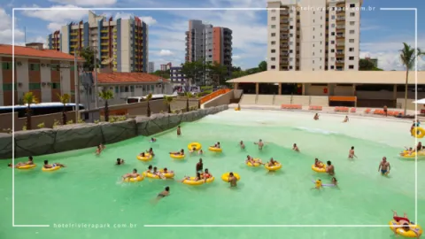 Water Park em Caldas Novas: Guia Completo