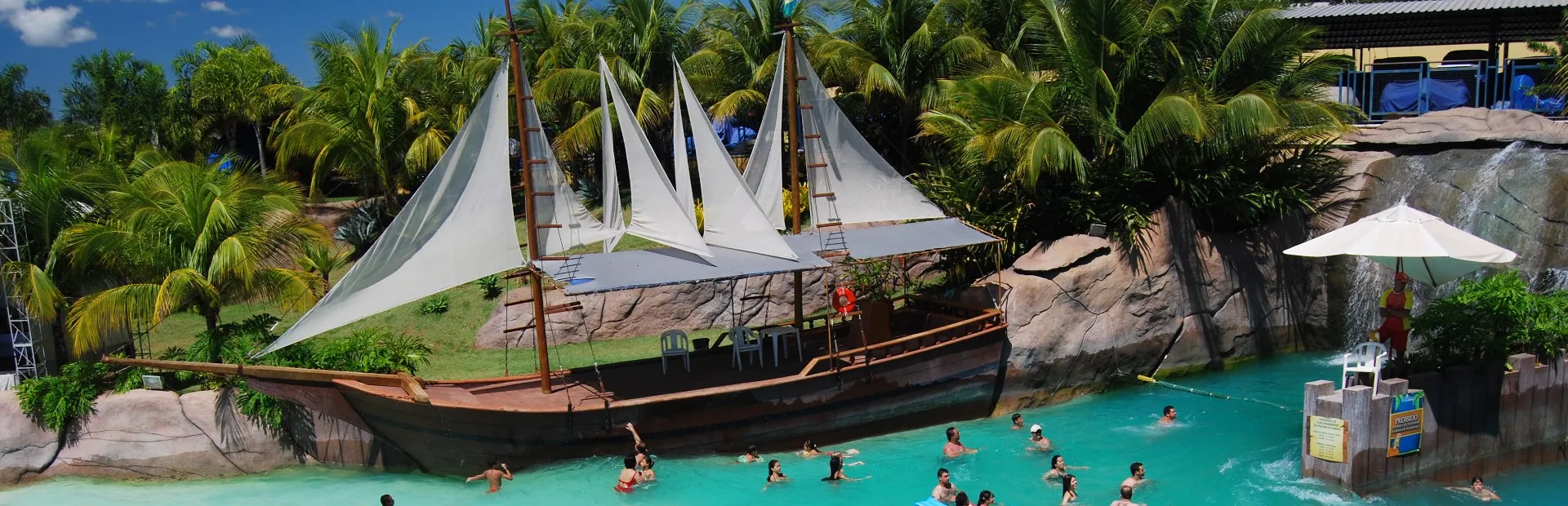 Náutico Praia Clube em Caldas Novas: Torre de Toboáguas